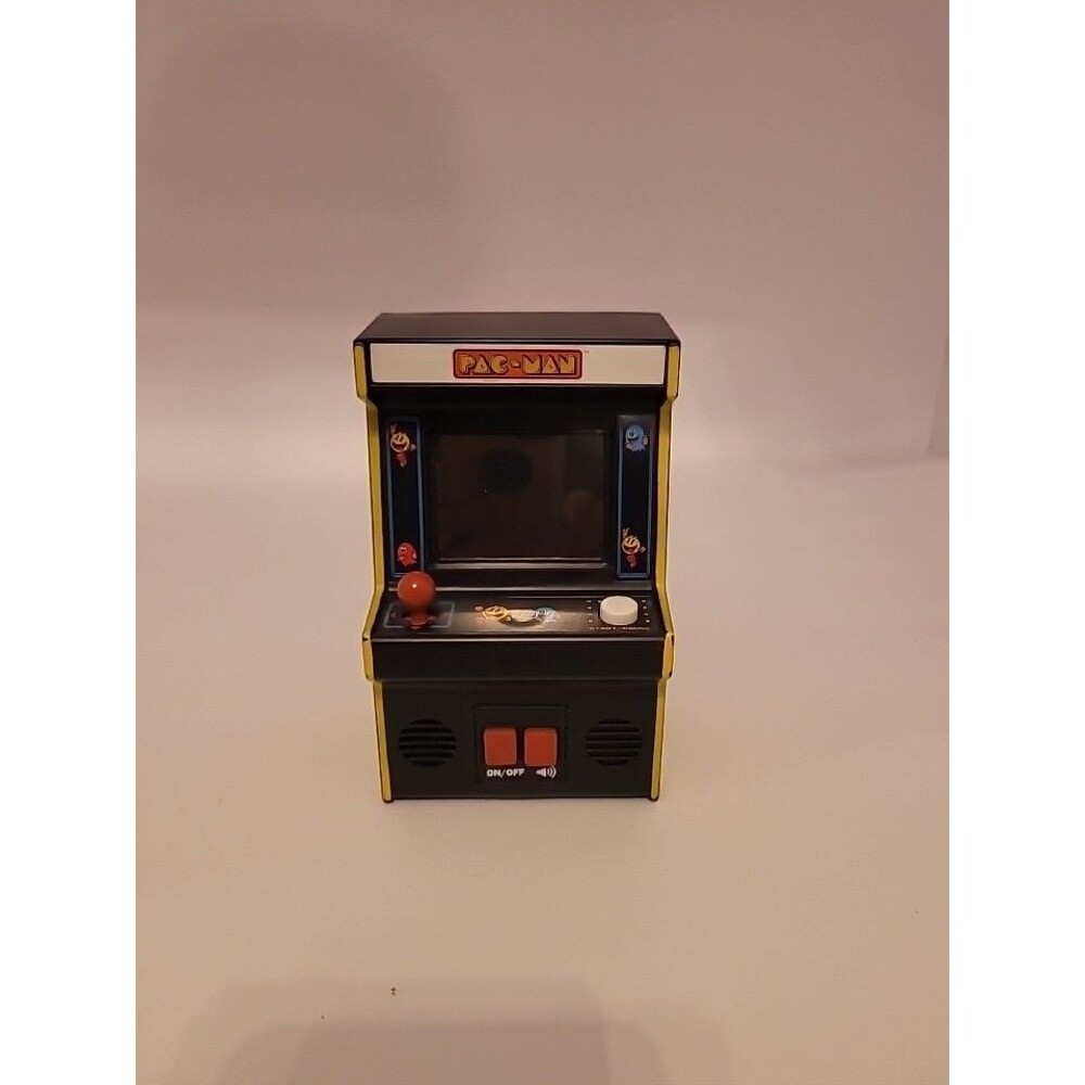 Pac-Man Mini Arcade Machine 2019 - Picture 1 of 4